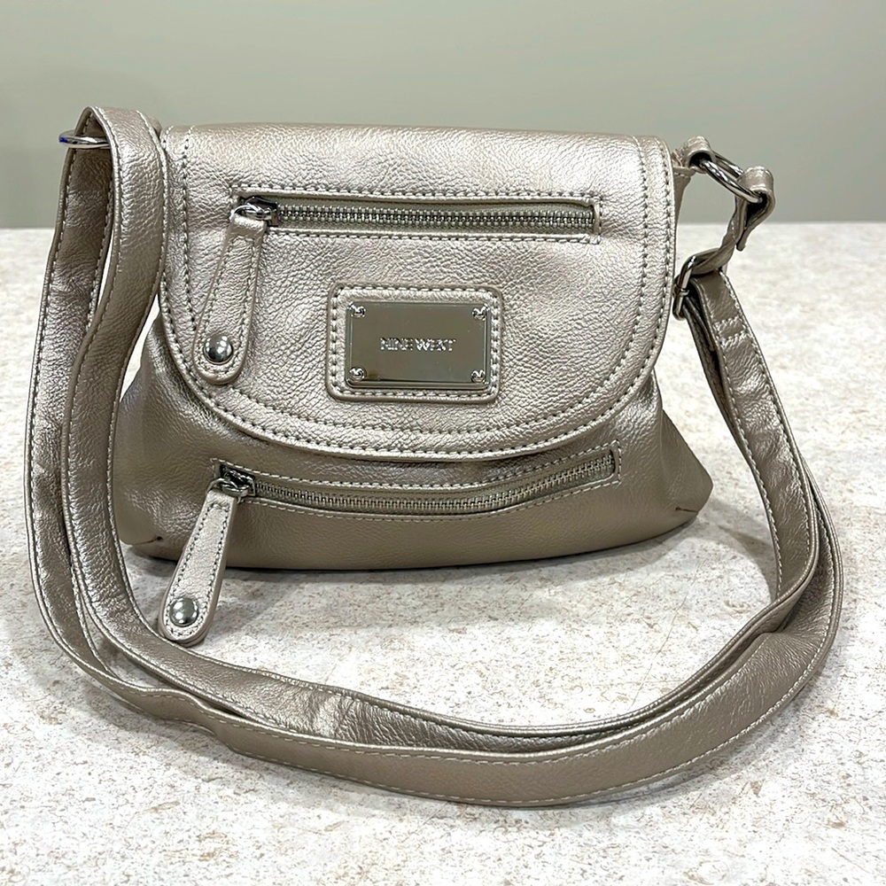 NINE WEST FAUX LEATHER TAUPE METALLIC COLOR CROSSBODY BAG WITH SILVER HARDWARE